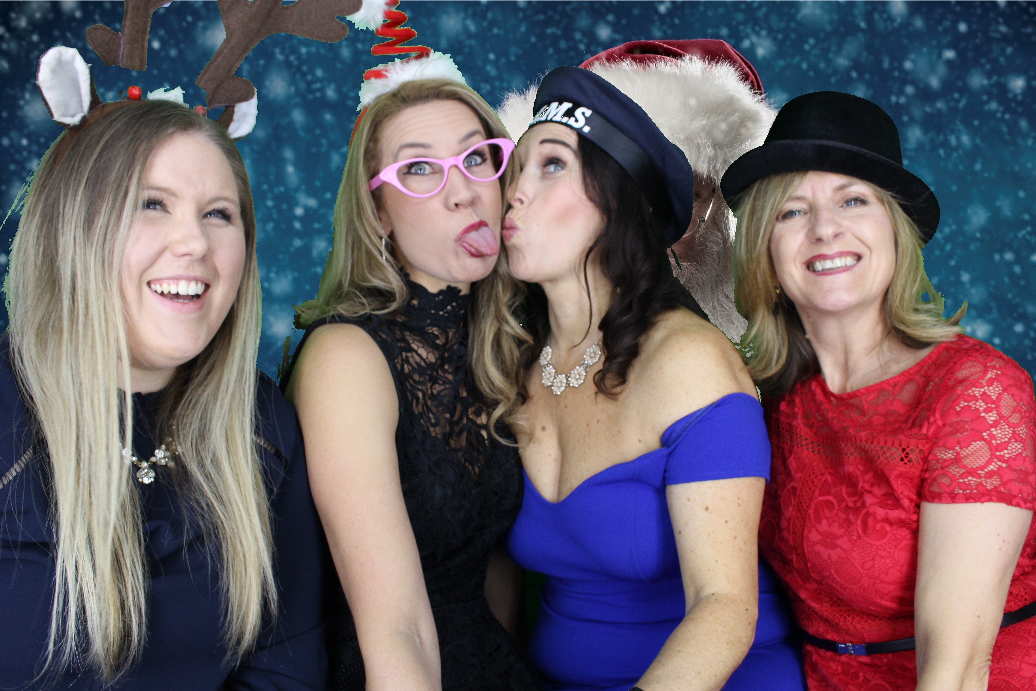 Aster Christmas Party  | View more photos from the event at gallery.myphotoboothexperience.co.uk/u/MyPhotoBoothExperienceLtd/Aster-Christmas-Party